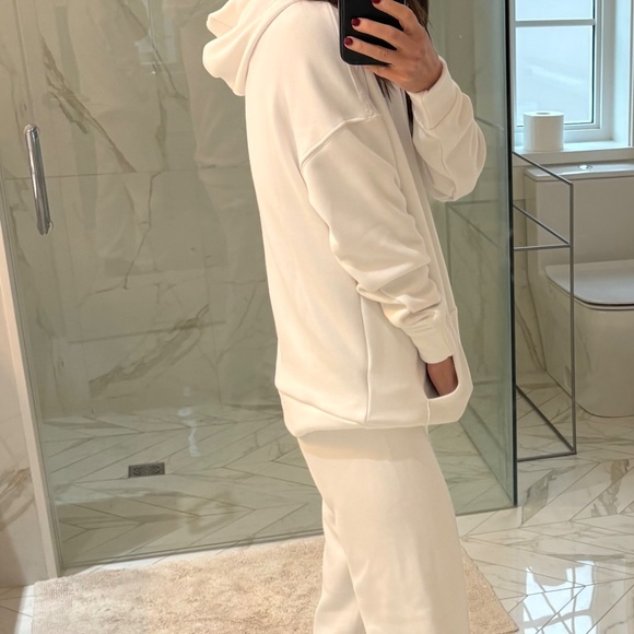 Lazyypants Niki Ultra Soft Velour Fleece Sweatsuit - Picture 3 of 9